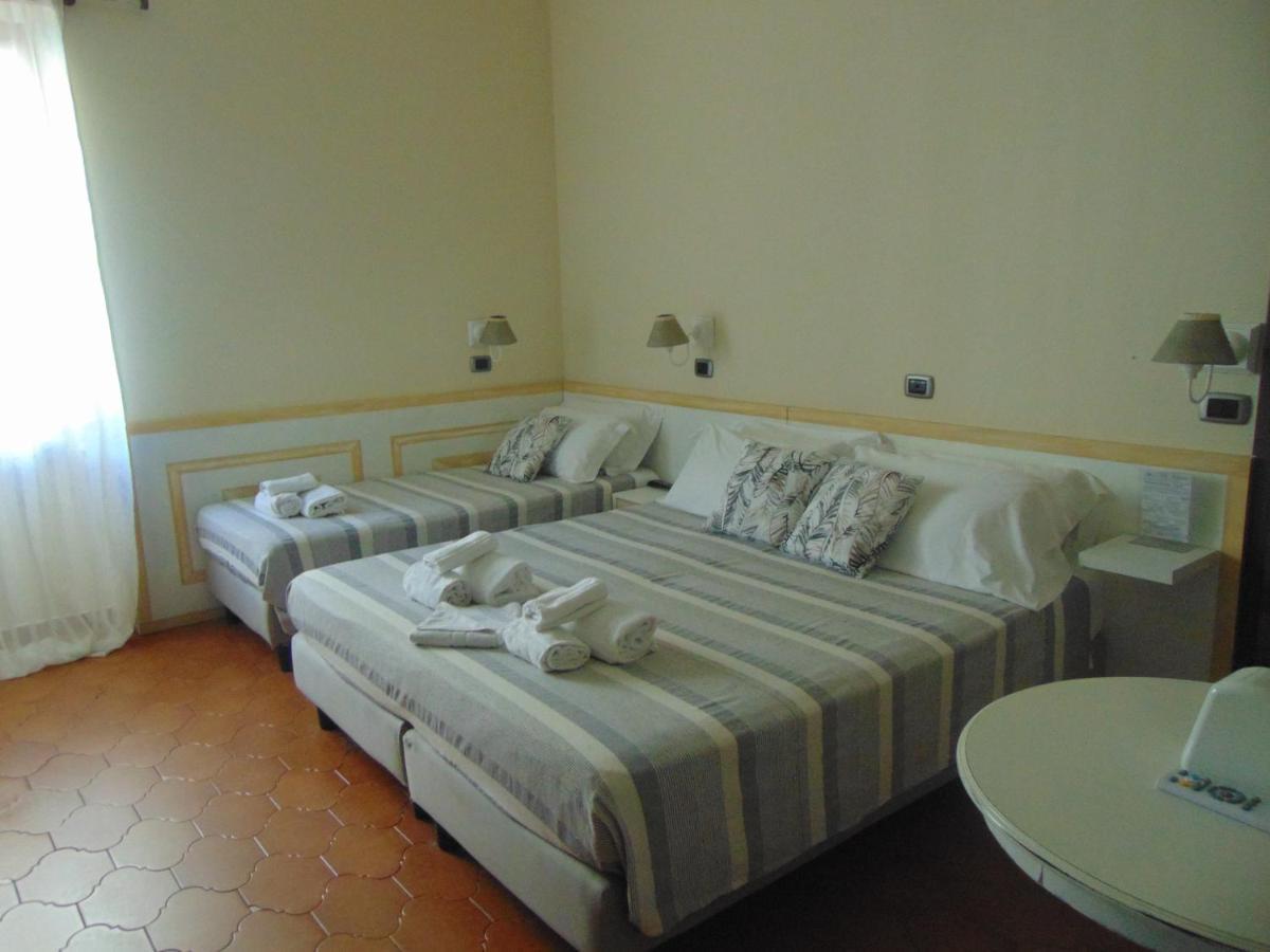 L'Antico Borgo Elena Noli Hotel Exterior photo